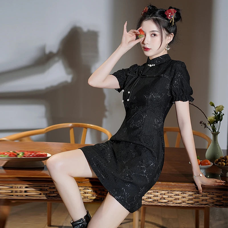 Hepburn Summer Lace Qipao