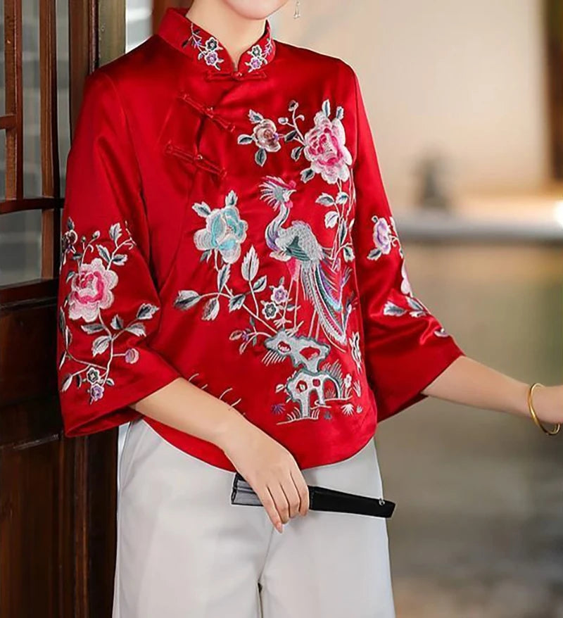 Retro Elegance Embroidered Cheongsam