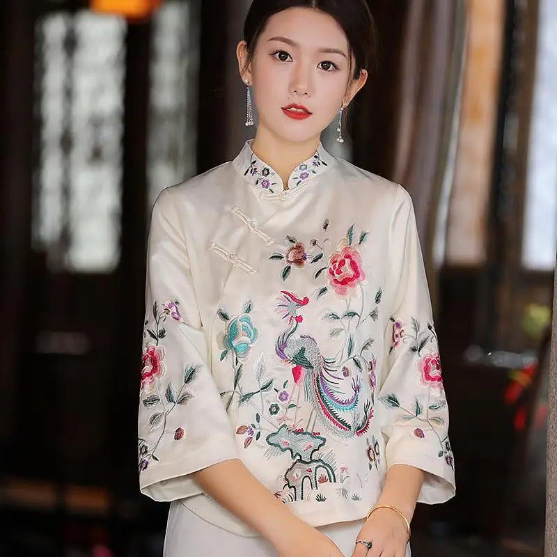 Retro Elegance Embroidered Cheongsam