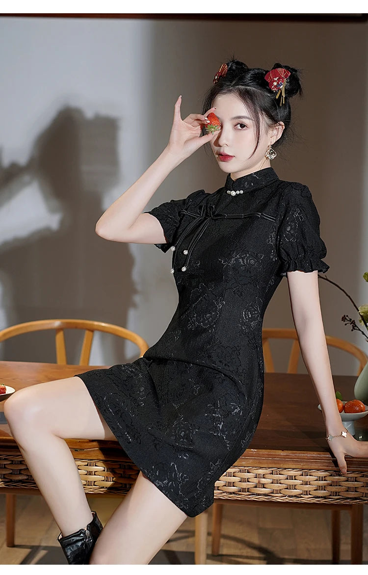 Hepburn Summer Lace Qipao