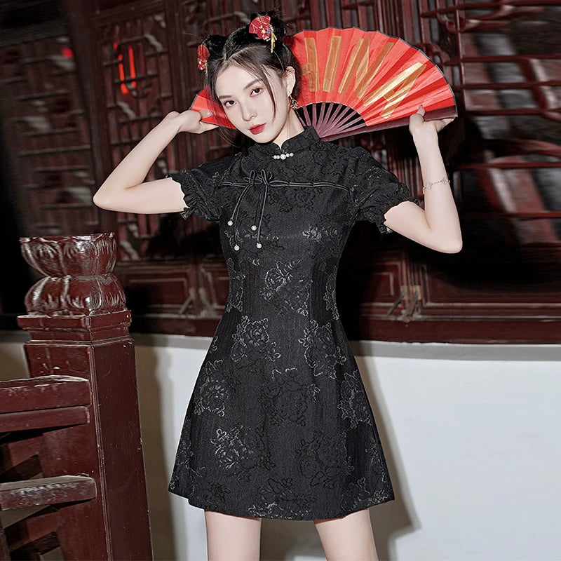 Hepburn Summer Lace Qipao