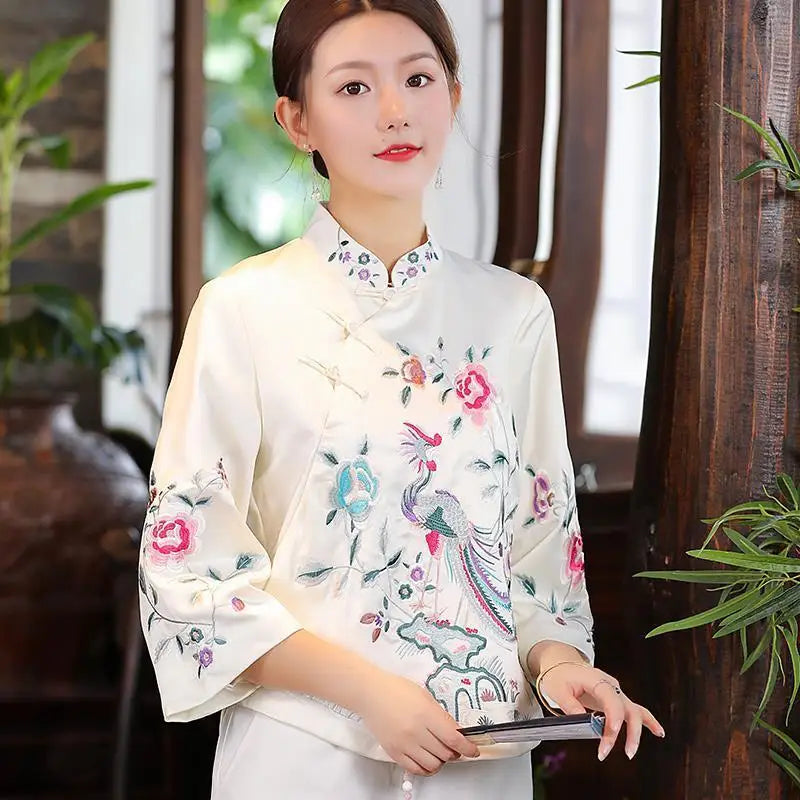 Retro Elegance Embroidered Cheongsam