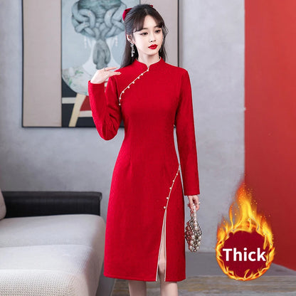 Autumn Elegance Red Lace Qipao
